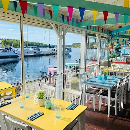 Сasa de vacaciones 3 Bedroom Cabin, 5 Min Walk To The Ocean, 1 Drive From Oslo Fredrikstad