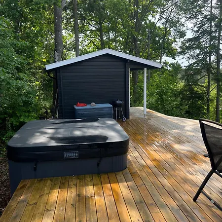 3 Bedroom Cabin, 5 Min Walk To The Ocean, 1 Drive From Oslo *